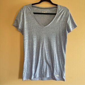 Under Armour Women's Blue V-Neck Top Size L